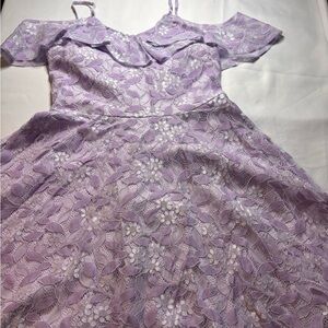 Elegant Lavender Lace Mini Dress